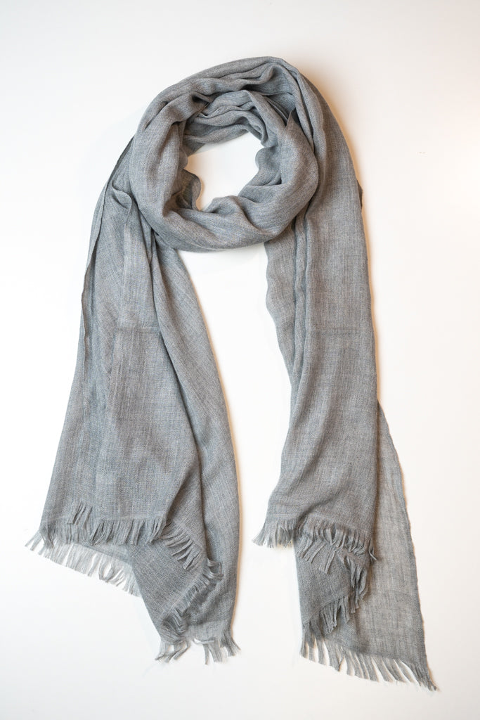 Dalmo Hand-Framed Stole Grey