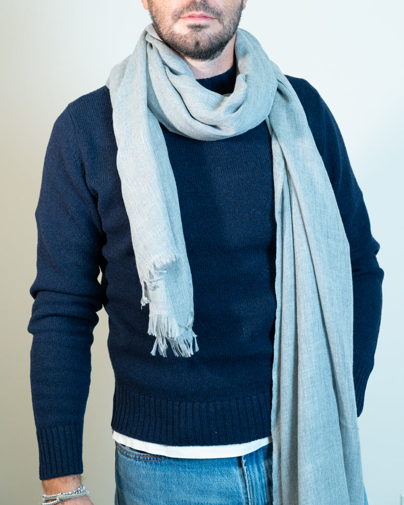 Dalmo Hand-Framed Stole Grey