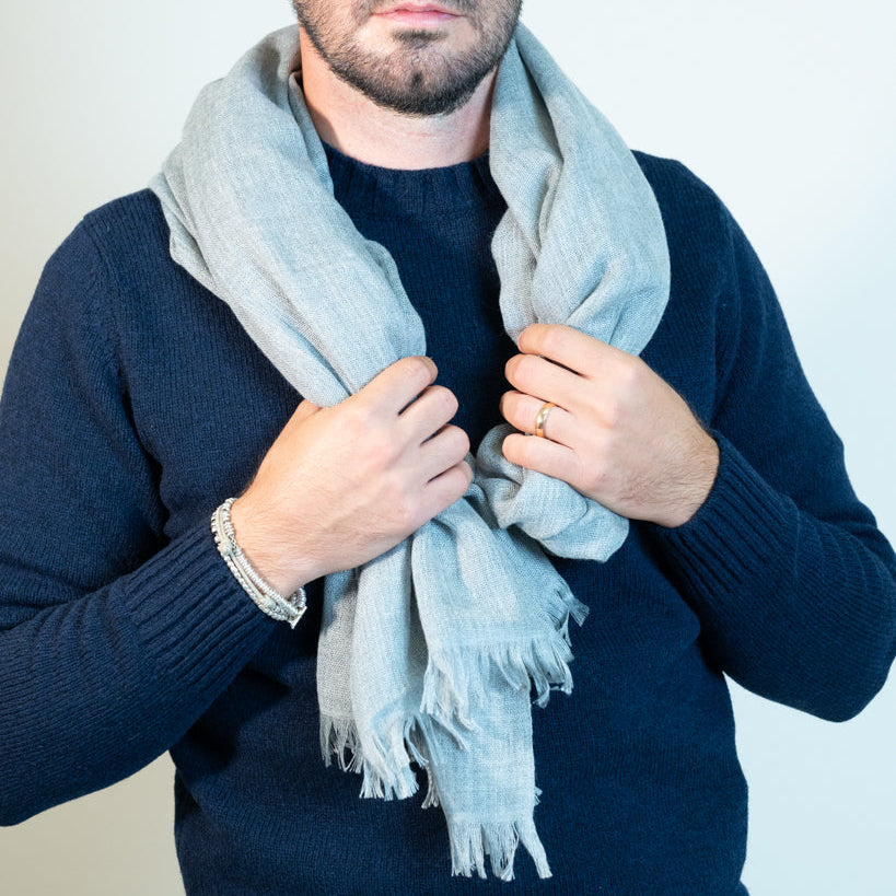 Dalmo Hand-Framed Stole Grey